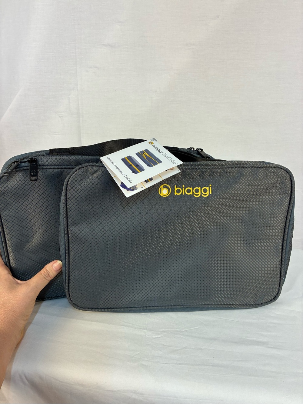 NWT Biaggi Ultimate Compression ZipCube Packing Set of 2